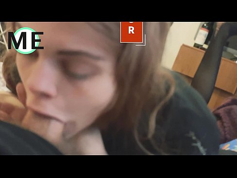 ❤️ Gorĝa diko, ŝiriĝinta kalsonŝtrumpoj kaj ŝiritaj kalkanoj agrable renkonti ️ Belega porno ĉe ni ☑